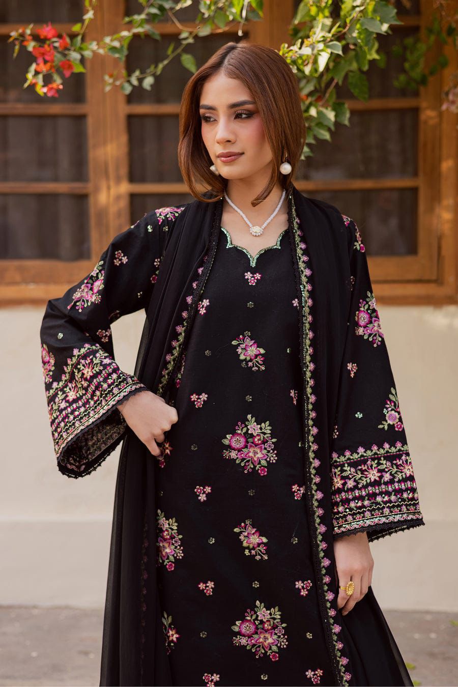 3Pc - Unstitched EMB Lawn